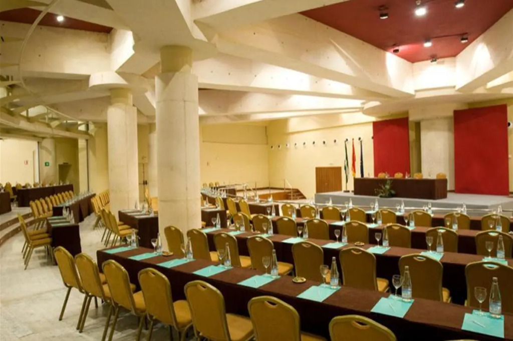 Eurostars Al-Ándalus Palace