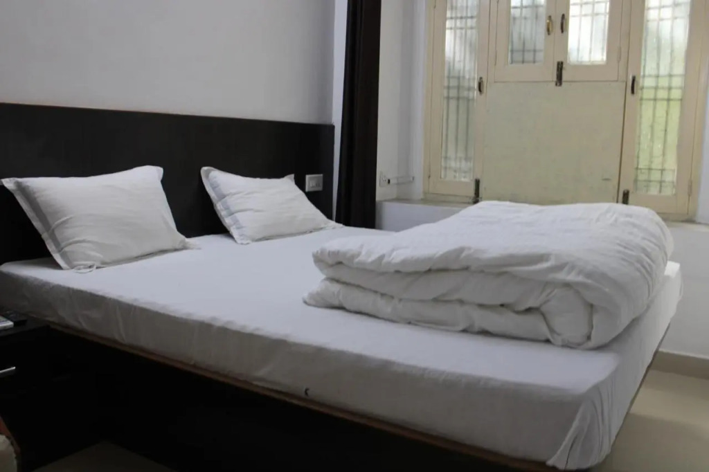 Maruti Group of Hotels - Tulsi Hotel