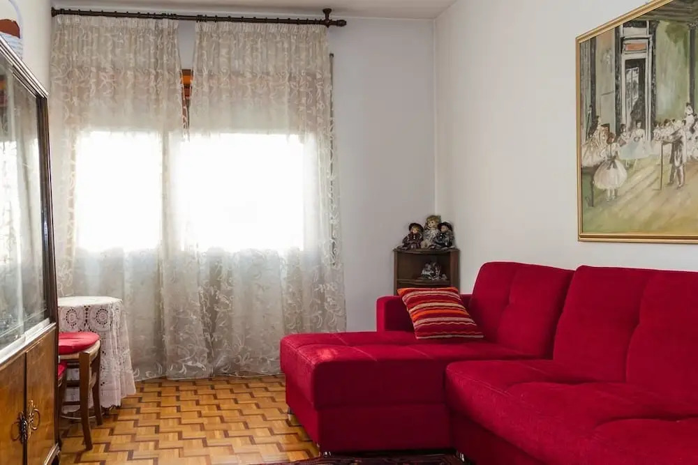 Train Station Flat 1