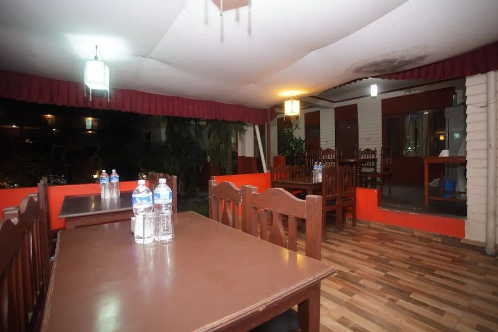 Oyo 606 Hotel Swiss Home