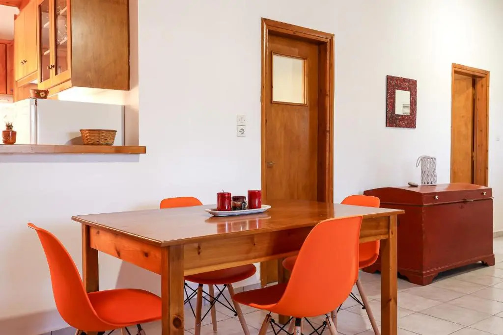 Creta 2 bedrooms 6 persons village house