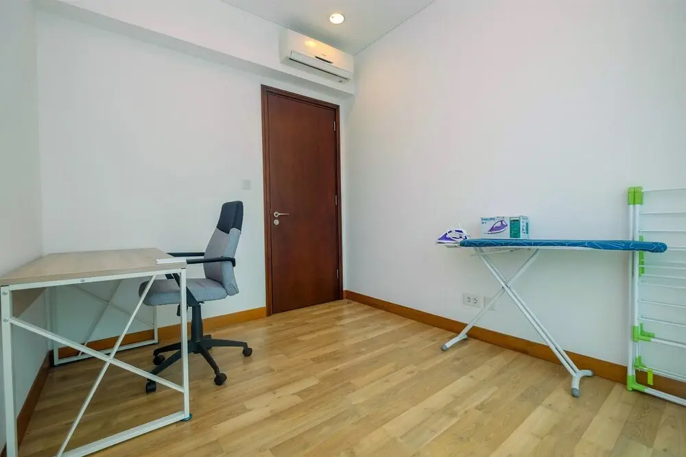 Cozy 1Br with Workspace at Setiabudi Skygarden Apartment
