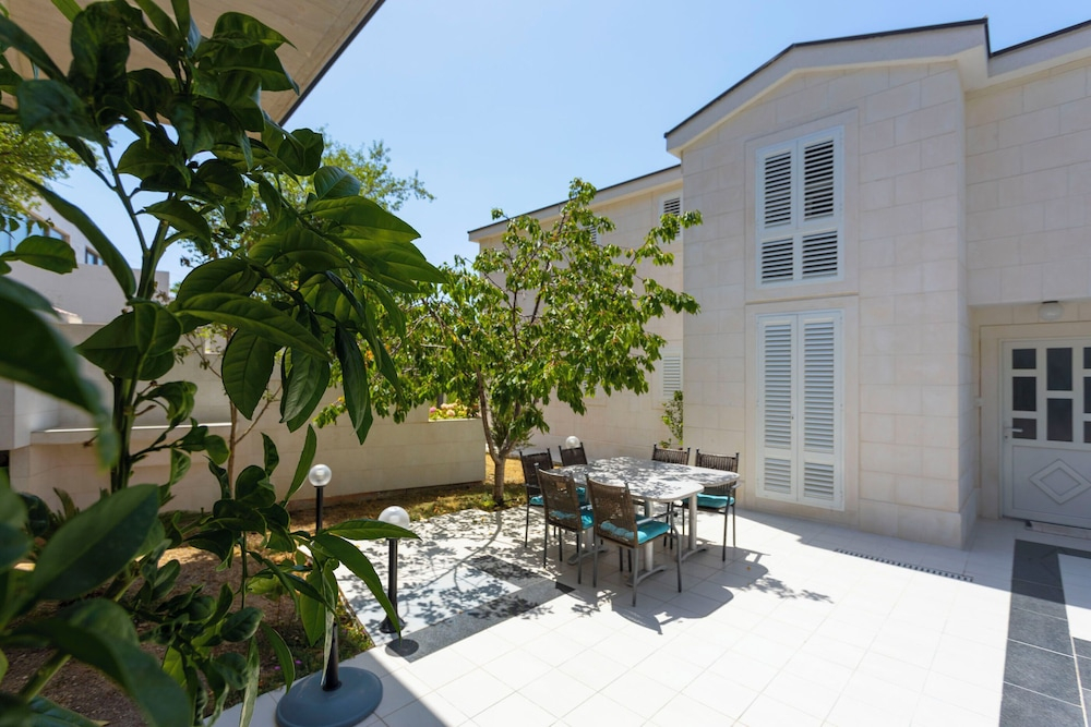 Apartments Dream view