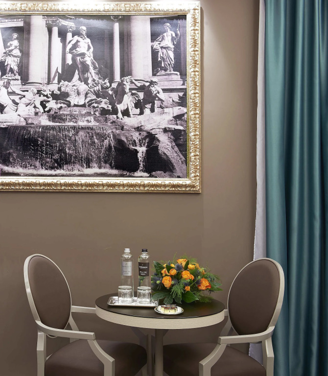Отель Harrys Bar Trevi Hotel & Restaurant