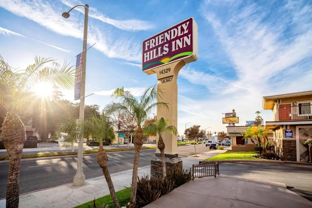 Friendly Hills Inn - Whittier, Los Angeles