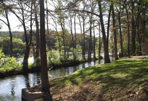 Rio Cancion on the Guadalupe - Cabin #2