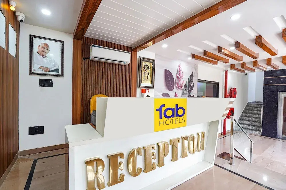 Fabhotel The Vrindavan Inn