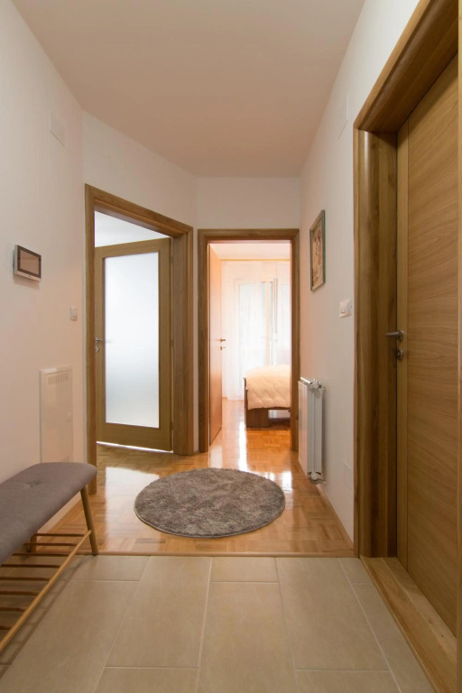 Apartman Carica