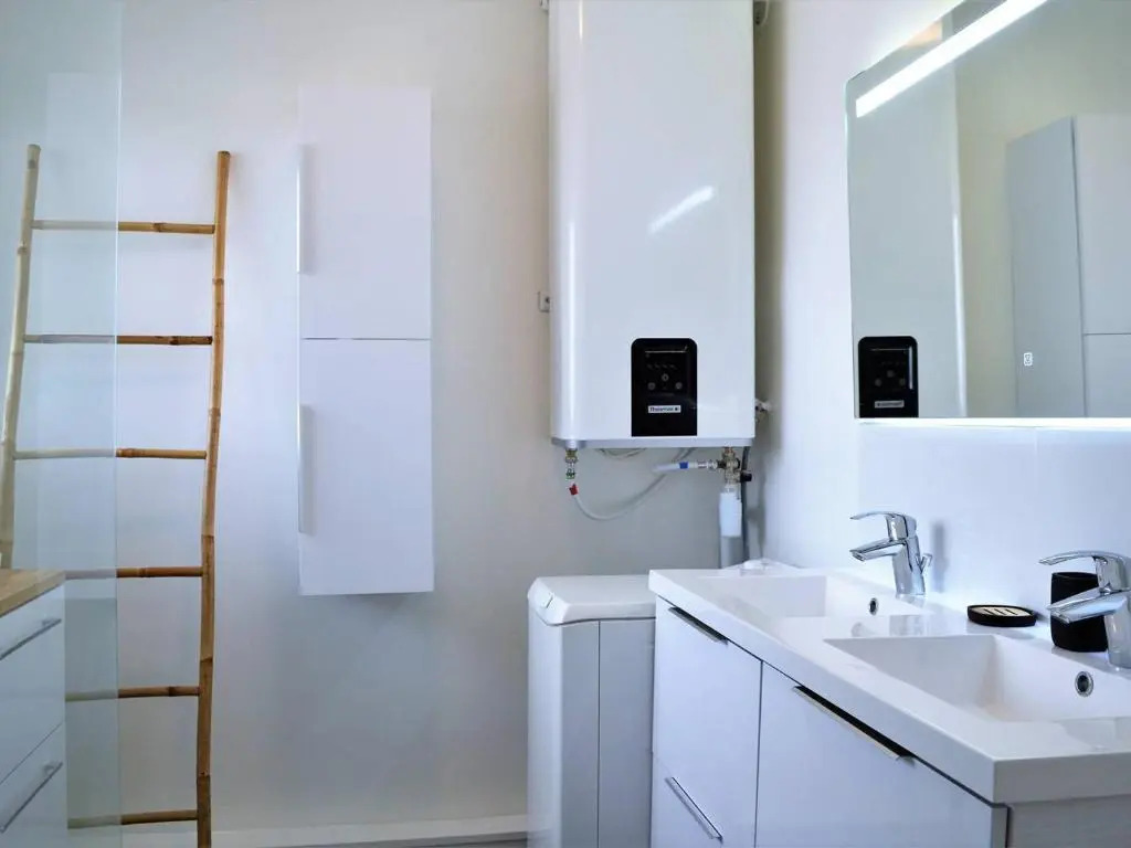 Appartement Le Lavandou, 1 pièce, 3 personnes - FR-1-251-303