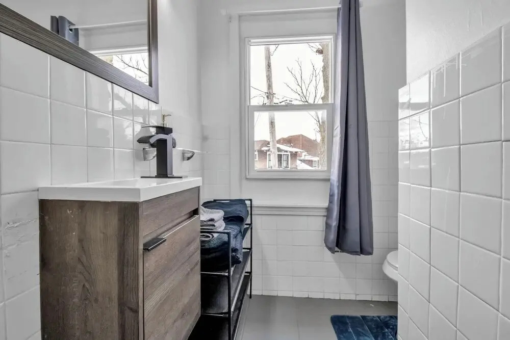 Cozy 3BR Near UB & Niagara Falls - Pet Friendly