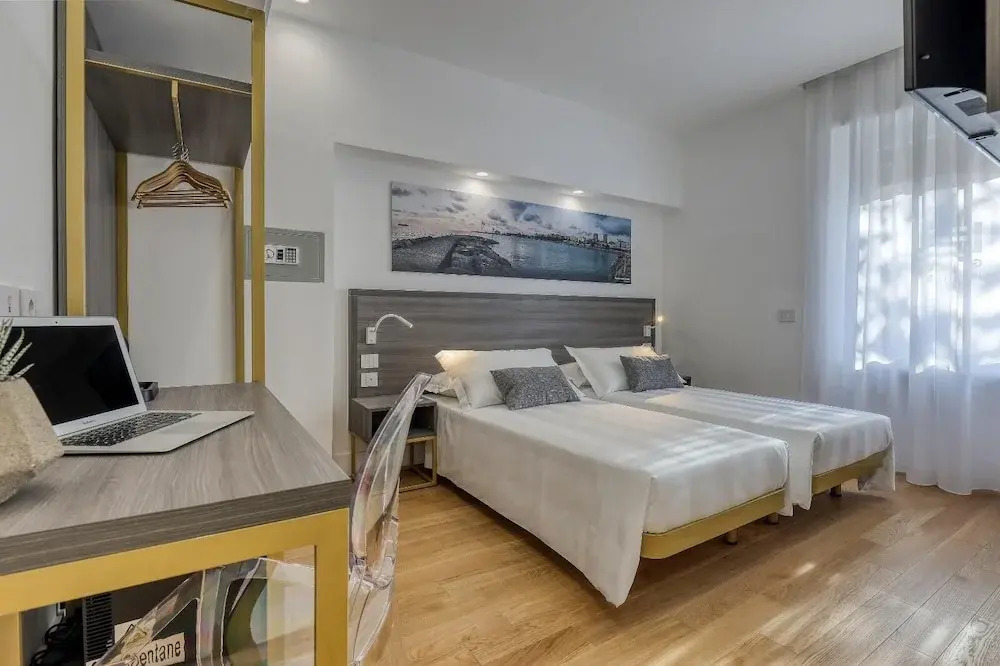 Gallery Suite