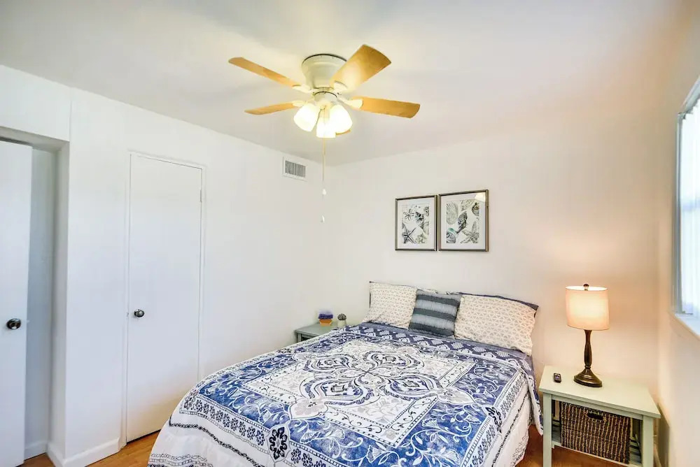 Ormond Beach Home: Walk to Community Beach!