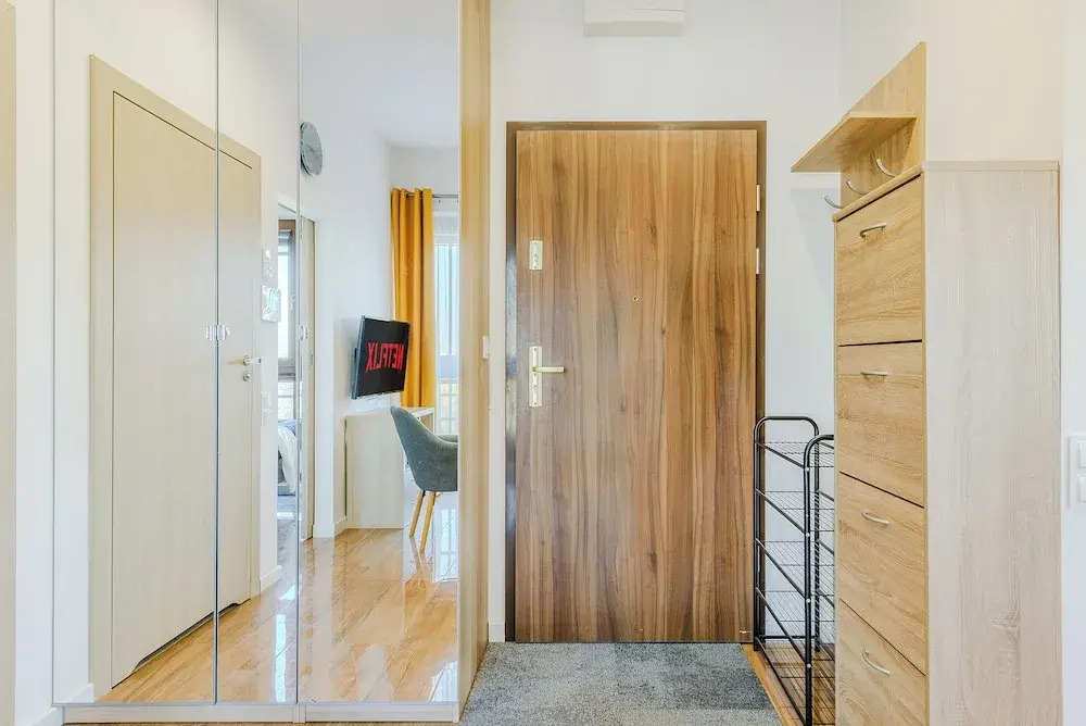 Lumina cozy apartment with gym in Center