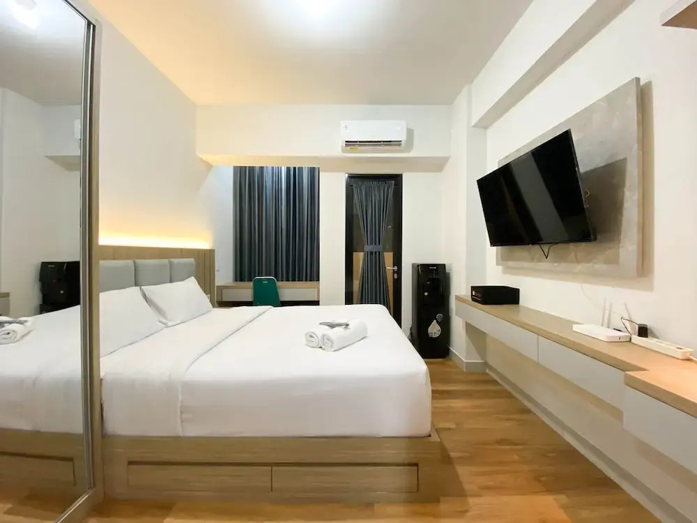 Comfort And Cozy Stay 1Br At The Alton Apartment