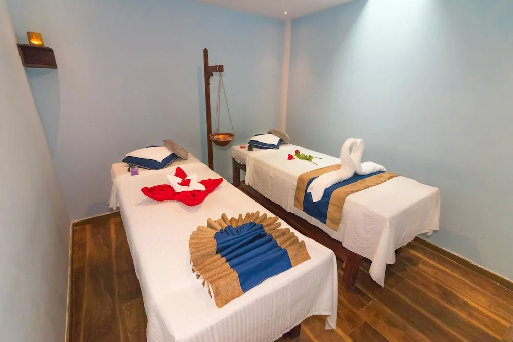 Himalayan Suite Hotel