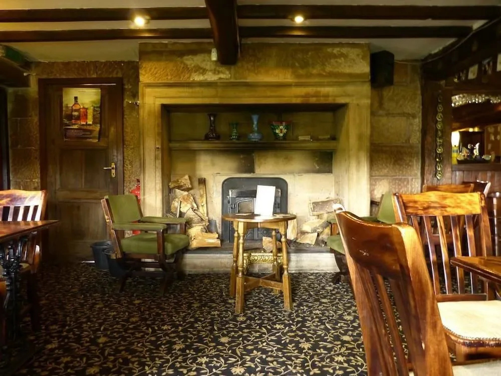 Peakstones Inn