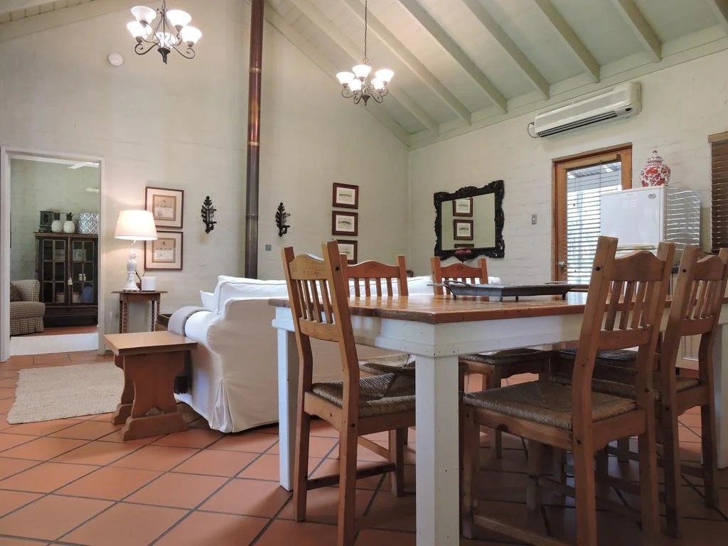 Thistle Hill Guesthouse - walk to many wineries and restaurants