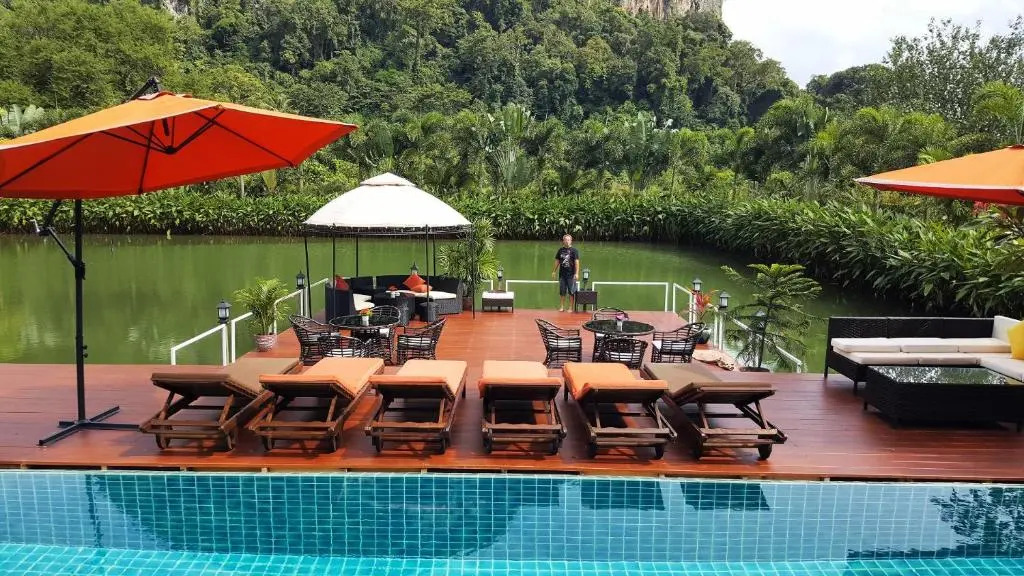 Saifon Villas 5 Bedroom Pool Villa - Whole villa priced by bedrooms occupied