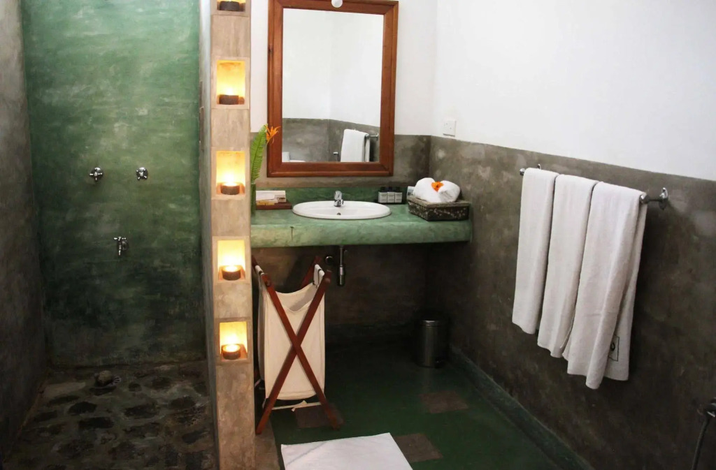 Serendip Stone Hotel and Bungalow