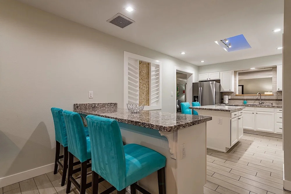 Desert Sun 3 BR by Casago
