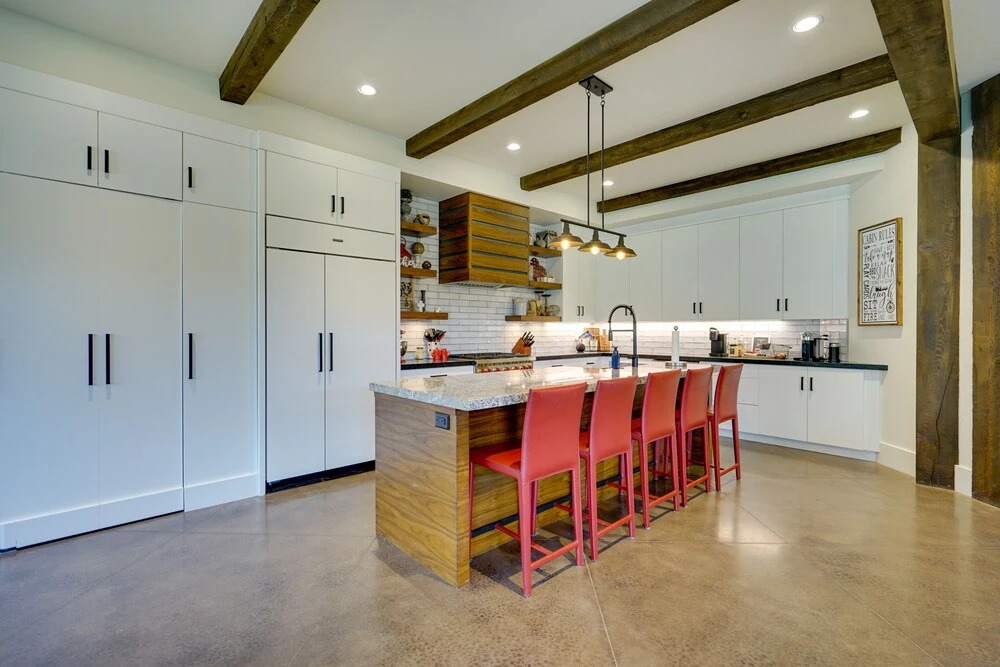 Resort-style Home in Kamas ~ 18 Mi to Park City!