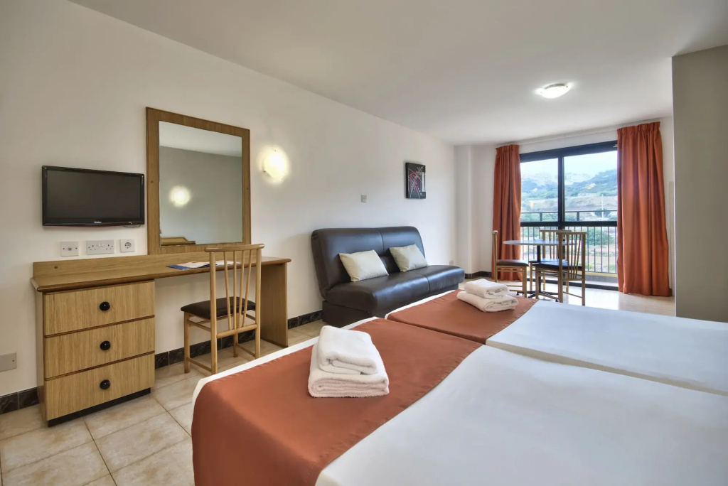 Luna Holiday Complex