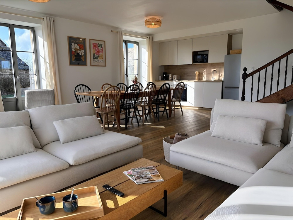 Corseul Countryside Retreat for a Family