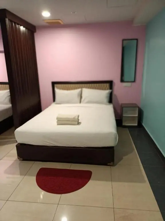 Hotel Sri Sutra PJ 222