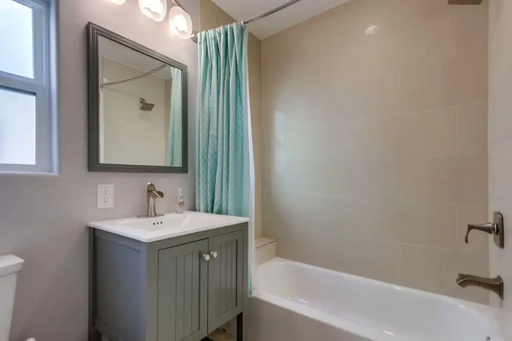 Point Break 4 8 Bedrooms 6.5 Bathrooms Villa