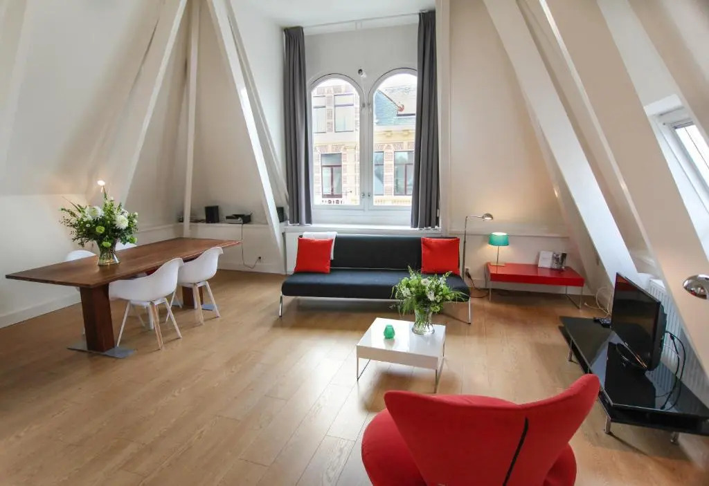 Loft 6