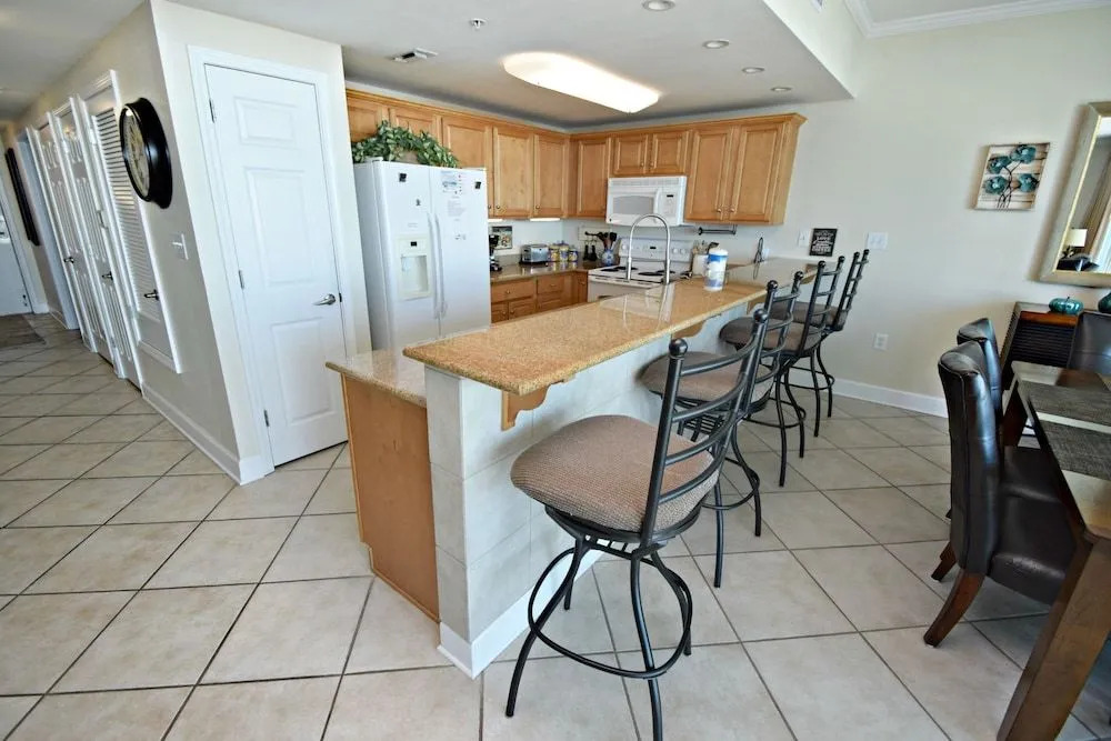 Sanibel 505 by RedAwning