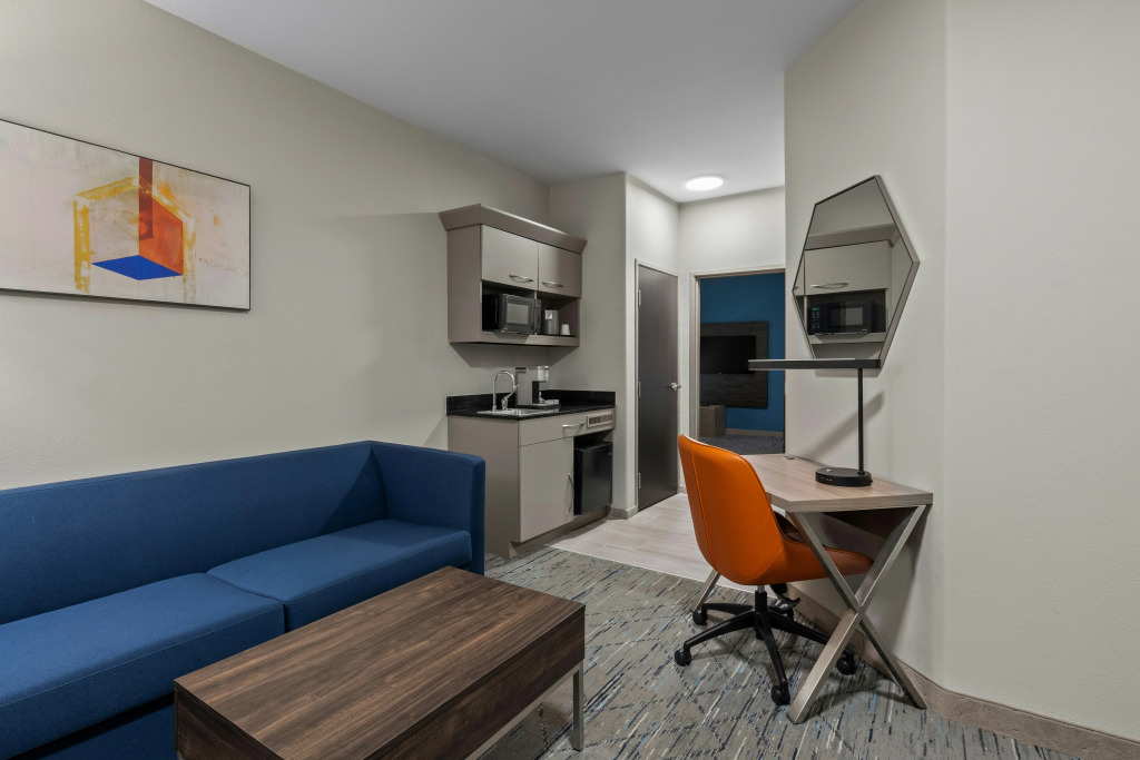 Holiday Inn Express & Suites Oklahoma City NW - Quail Springs by IHG