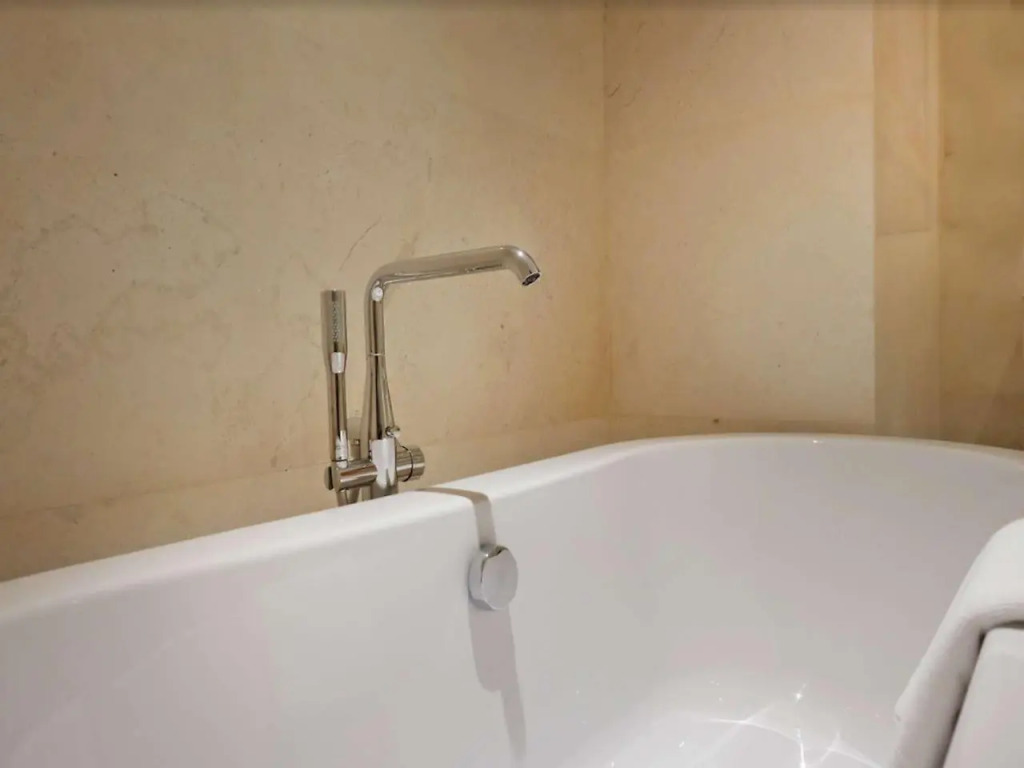 Goodrich Suites, Jakarta