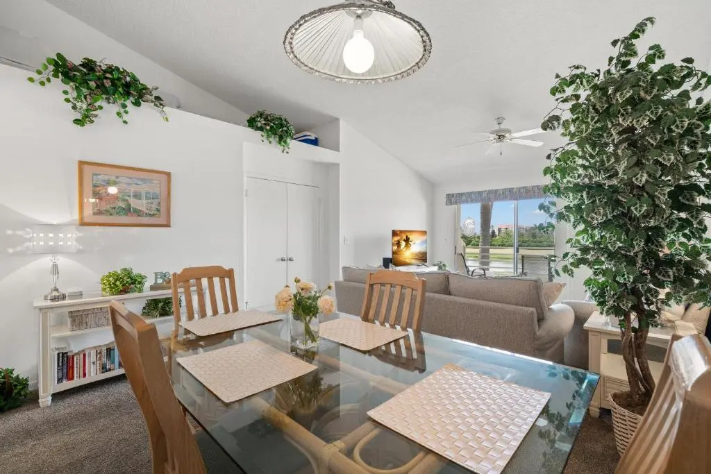 Vista Verde North 5-231, 2 Bedrooms, Sleeps 6, Golf View, Heated Pool, Spa, WiFi
