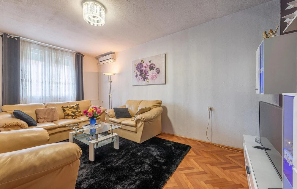 Amazing Apartment in Zadar With 2 Bedrooms and Wifi