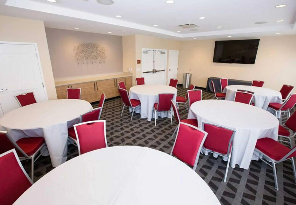 TownePlace Suites by Marriott Pittsburgh Harmarville