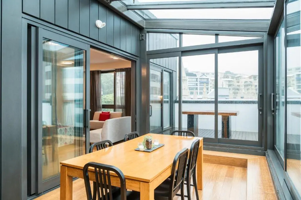 Boulcott Suites