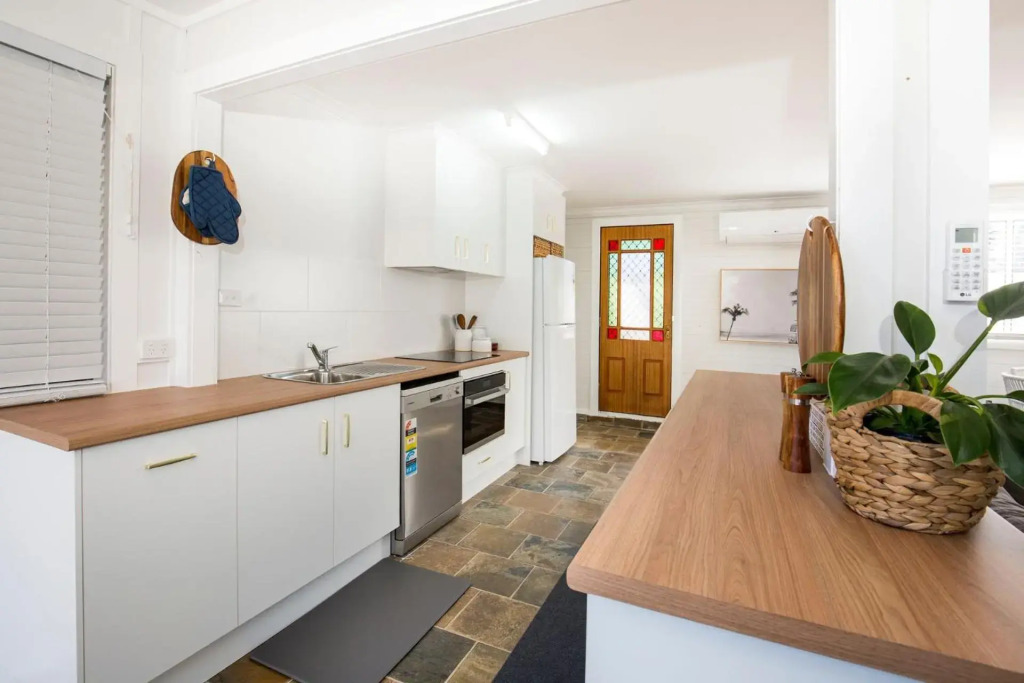 Boho Pet Friendly 1 Min Walk to Beach