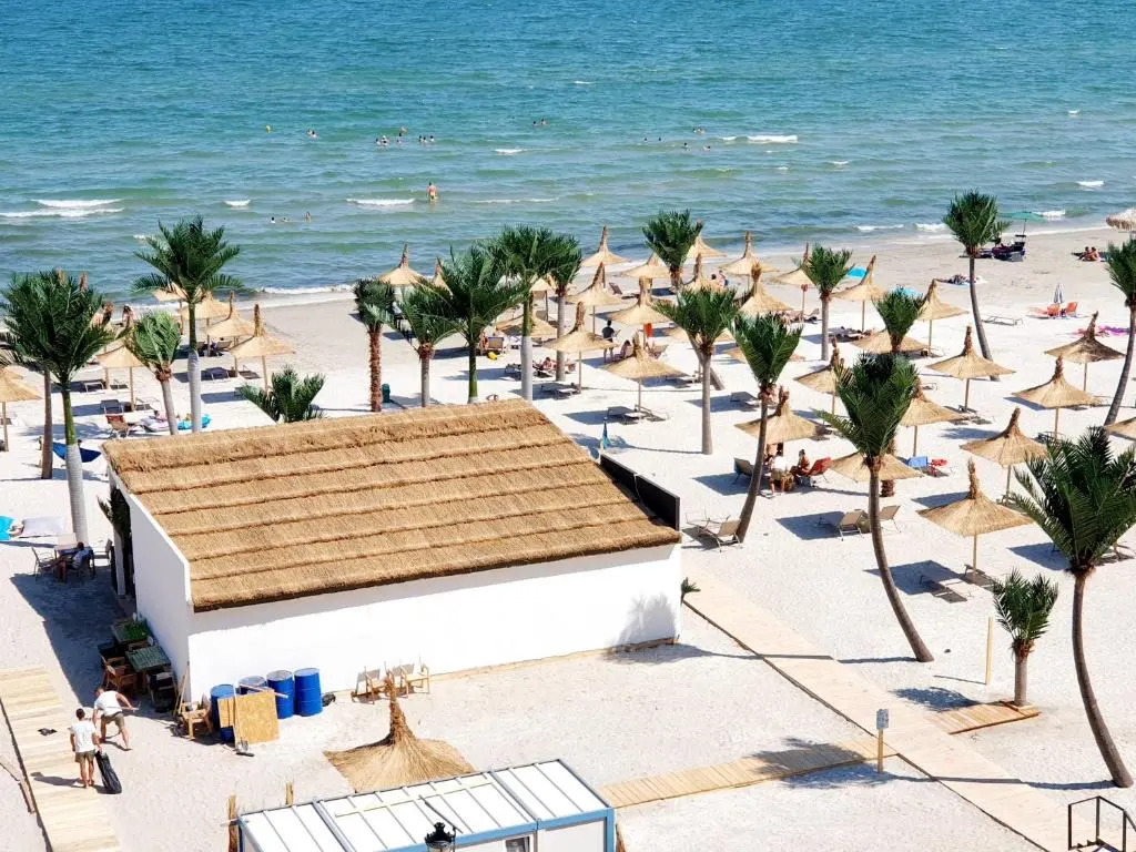Seaview studio plus PP at Beach Residence