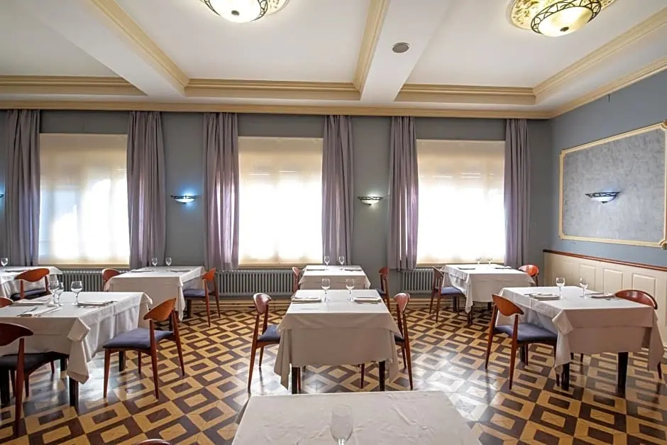 Hotel Robert