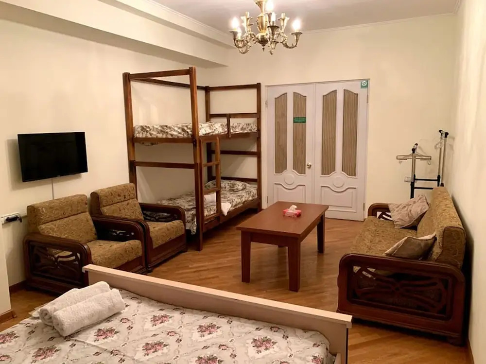 Friendship Hostel & Tours 2