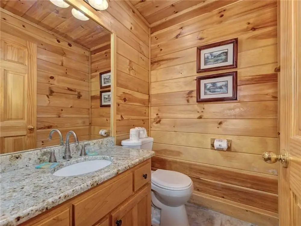 Mountain Haven 3 Bedroom Home with Hot Tub