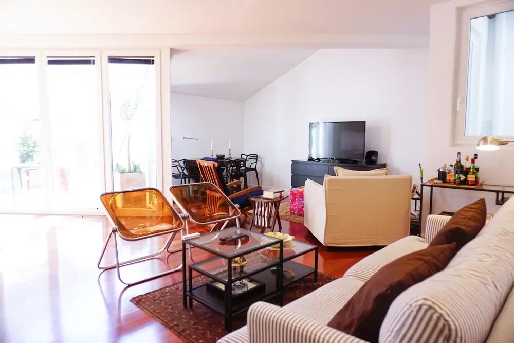 Gulbenkian Terrace Bright Luxury Apt