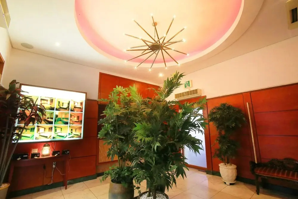 Hotel Bliss