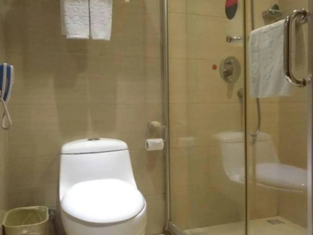 Zhendong Business Hotel