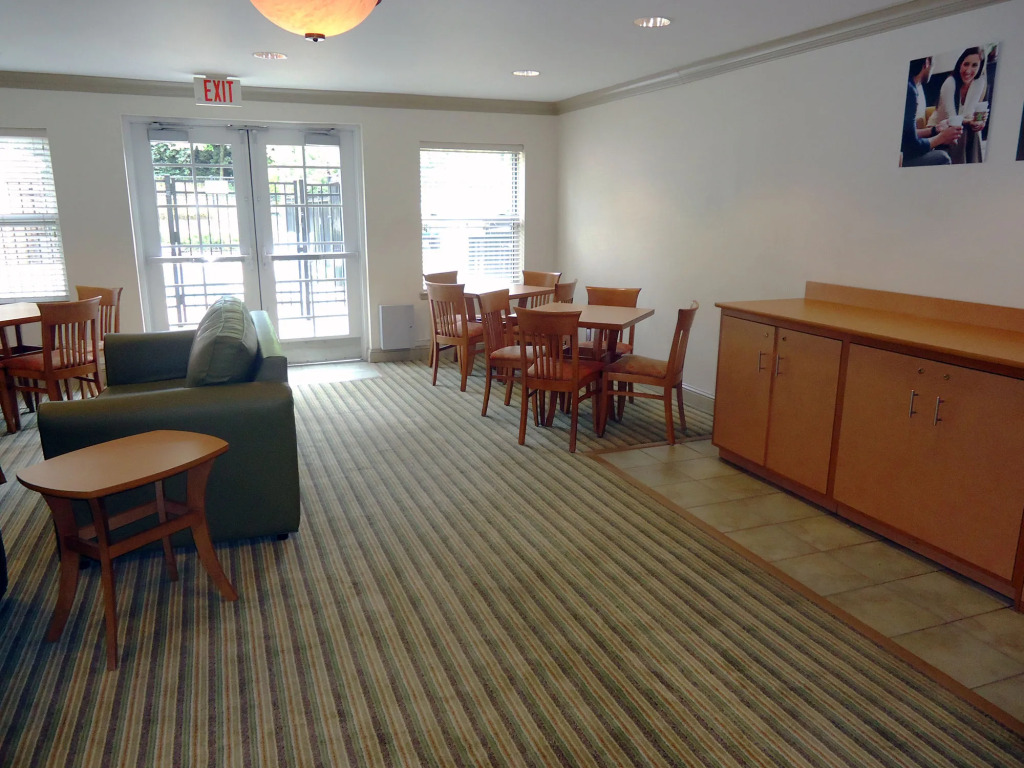 Extended Stay America Suites - Greensboro - Airport