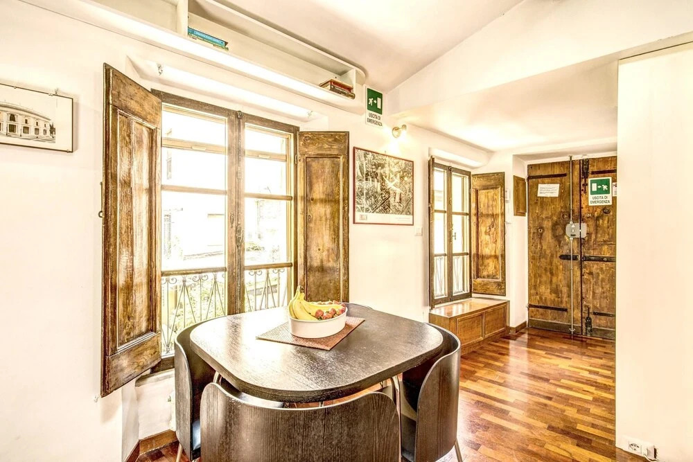 Apartment With one Bedroom in Roma, With Wifi