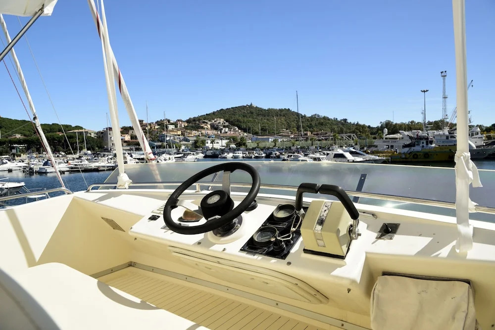 Blue II Yacht