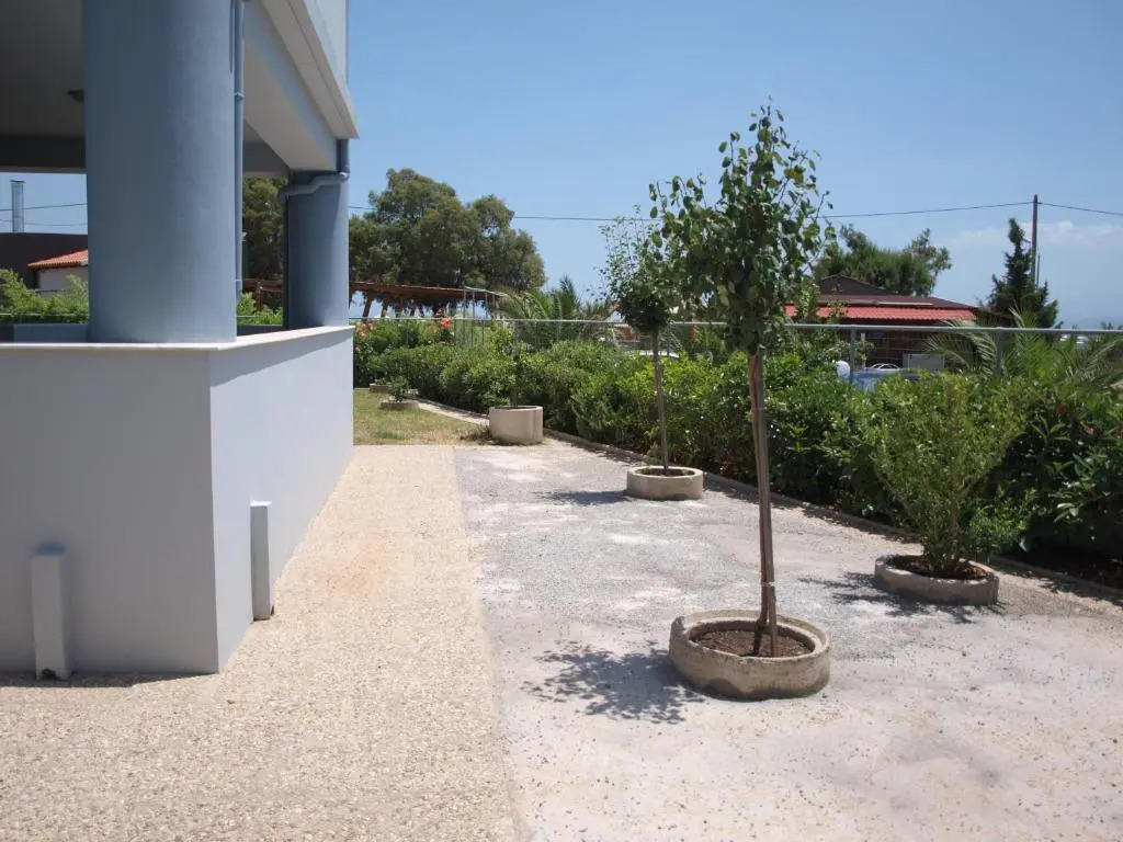 Apartments Chiliadou