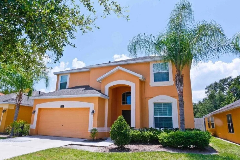 2514 Dharma Circle 6 Bedroom Home